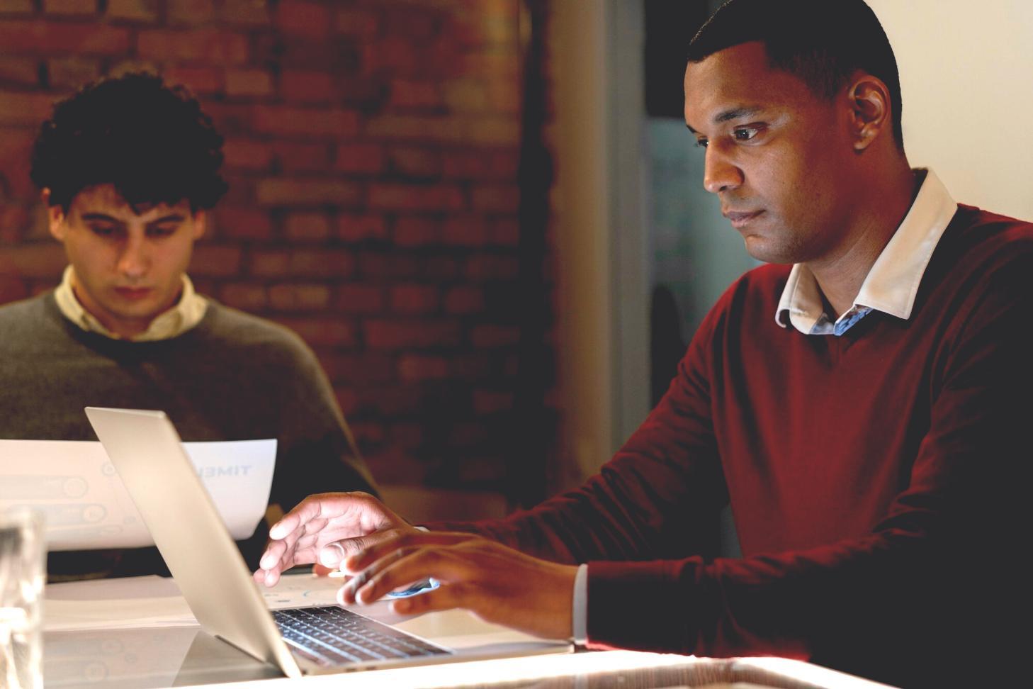 Digital financial tools and calculators displayed on computer screen