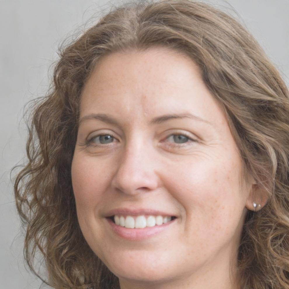 Astrid Kellerman, Financial Education Director